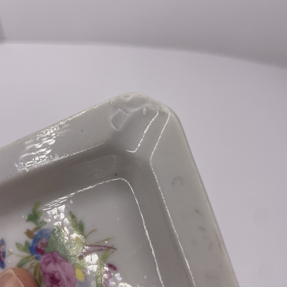 Vintage Ashtray ~ Porcelain‎ ~ Pretty Floral Design ~ 4 Slots~ made in Japan - Picture 9 of 9